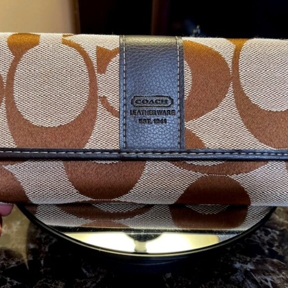 COACH, EUC SIGNATURE BROWN CANVAS WALLET - Picture 1 of 9
